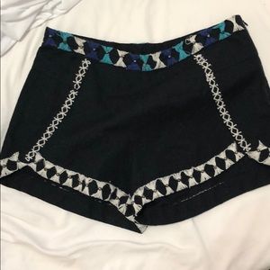 Free people embroidered shorts, size 0